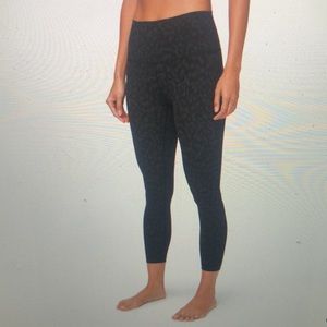 Lululemon wunder under high rise 25”